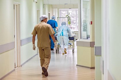 Россиянка засунула внутрь себя губку для мытья посуды ради одной цели