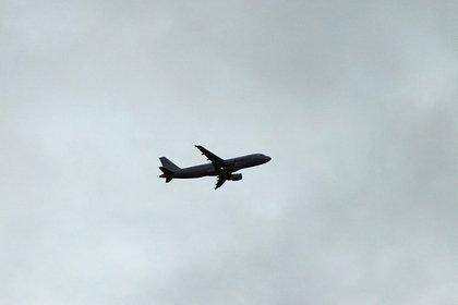Российские пилоты увидели шар в небе над Москвой