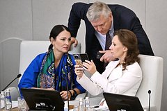 Татьяна Буцкая (слева)