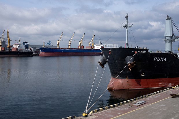 Киев оценил стоимость восстановления портов в Чёрном море