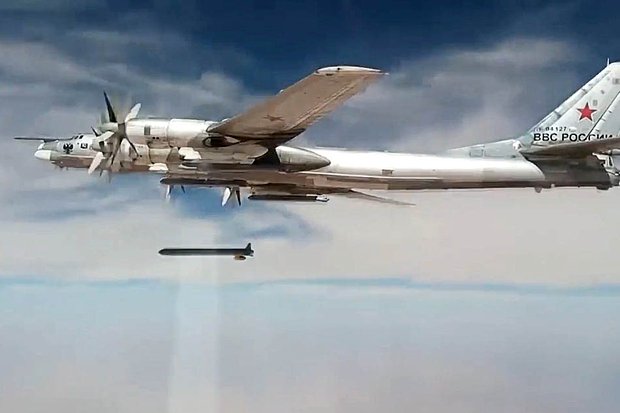 Пуск крылатой ракеты Х-101 с борта Ту-95МС