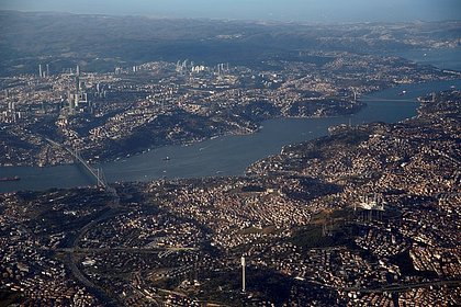 В Турции после землетрясения погиб человек
