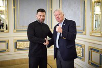«Мы должны избежать третьей мировой войны». В США призвали посадить главного сторонника Зеленского. Что об этом известно? 