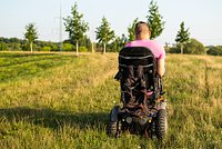 «В чьих-то сердцах я останусь» Чего хотят перед смертью молодые пациенты российского хосписа?