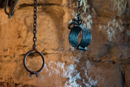 Туристы соблазнились легкими деньгами во время тура в Таиланде и оказались в рабстве