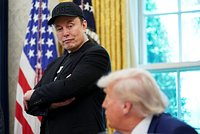 «Он сошел с ума!» Маск и Трамп публично поссорились. Миллиардер заявил, что президент фигурирует в деле о педофилии 