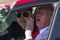 Трамп и Маск публично поссорились. К чему приведет конфликт президента США и богатейшего человека мира?
