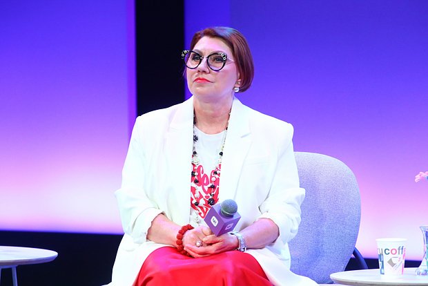 Сябитова раскритиковала новый образ Гузеевой в эфире «Давай поженимся!»