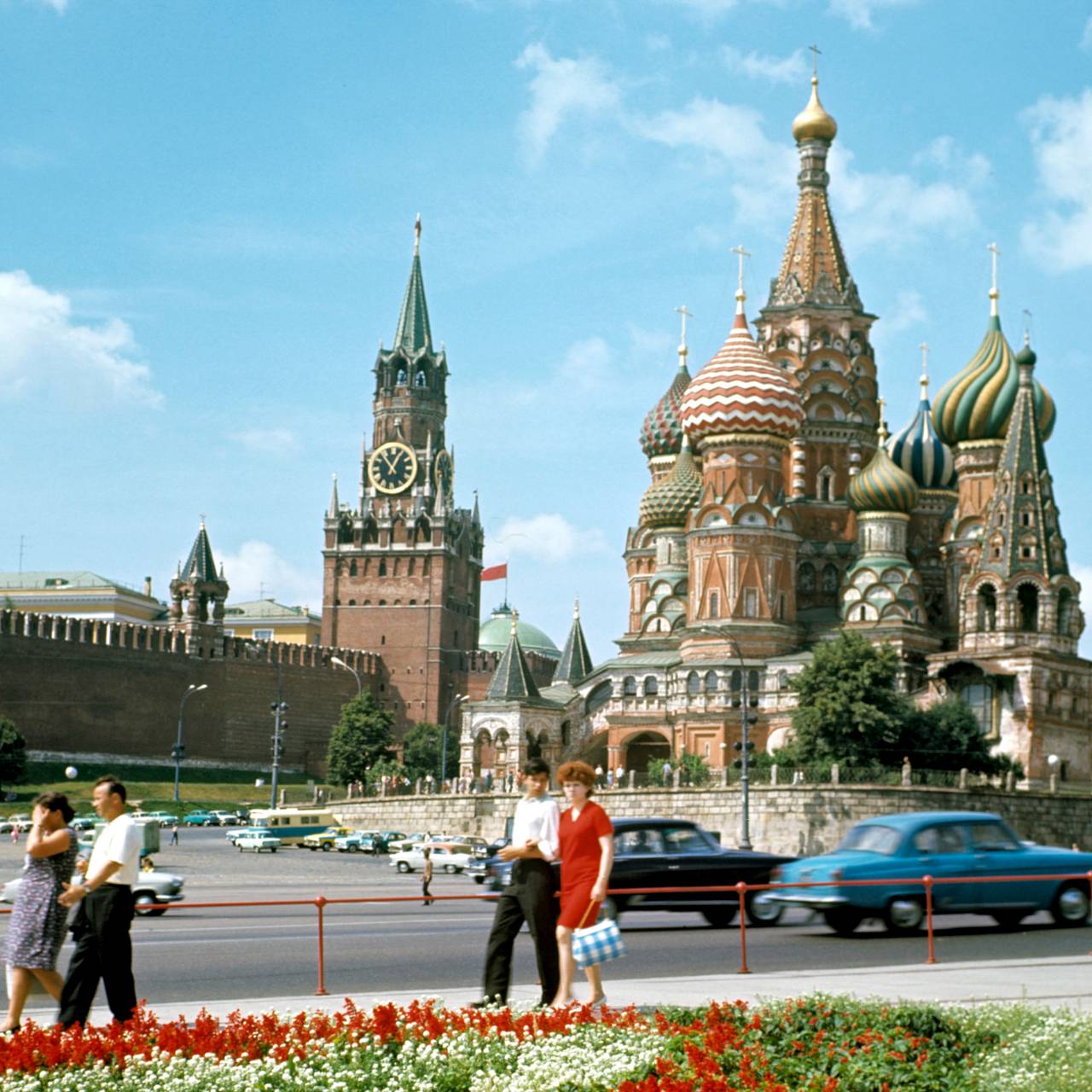 Историк опроверг распространенный миф о Сталине. Вождь правда хотел взорвать храм Василия Блаженного?