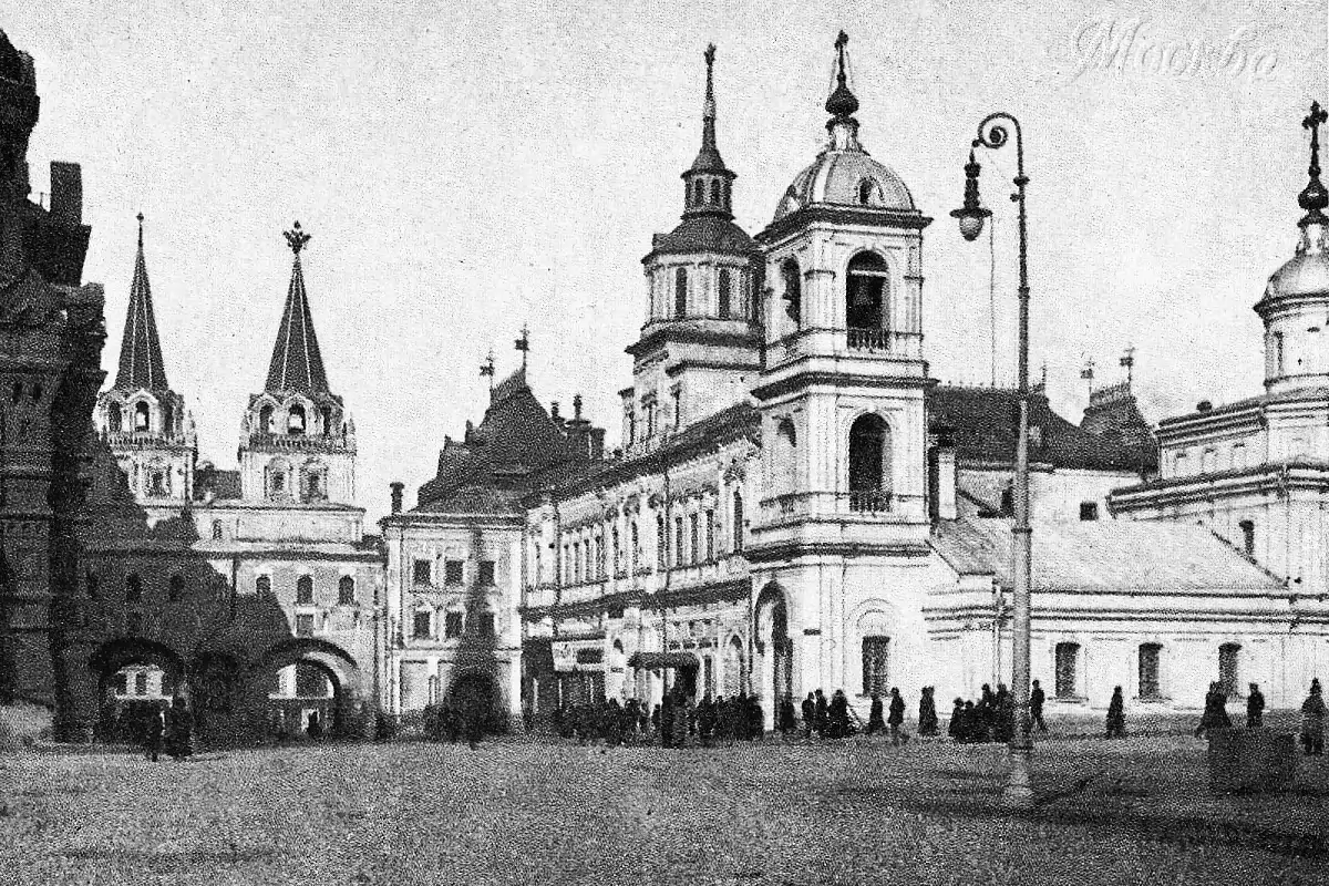 Казанский собор на Красной площади в Москве, конец XIX — начало XX века
