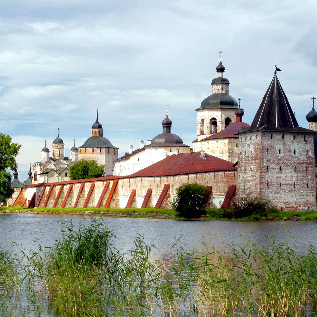 Историк рассказал о гибели уникальных храмов Русского Севера. Почему это происходит до сих пор?