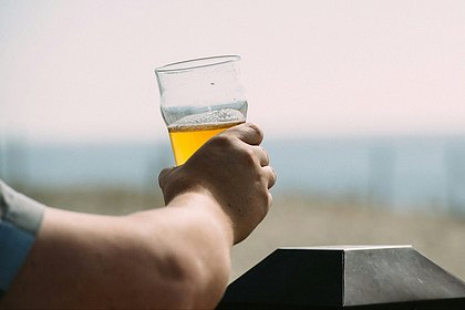 Женщина столкнулась с неожиданной реакцией мужа на просьбу пить меньше пива