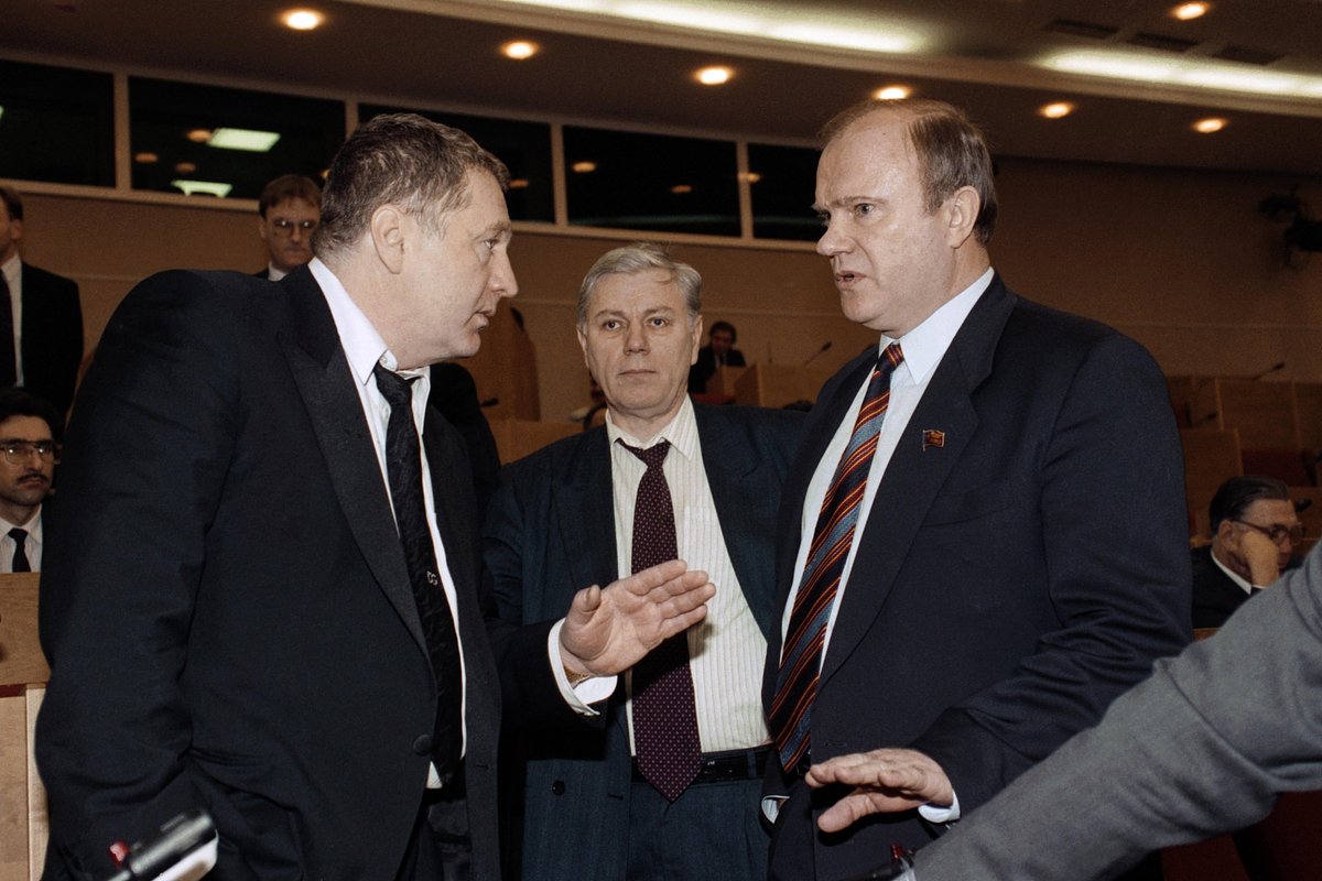 Жириновский и Зюганов в Госдуме, 1996 год