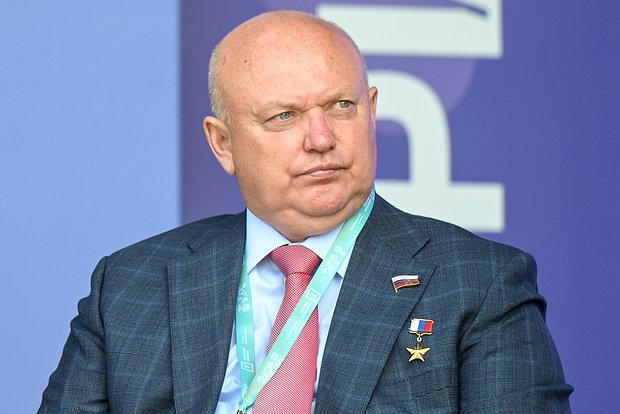 Андрей Красов