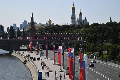Собянин поздравил москвичей с Днем России