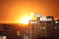 Израиль нанес превентивный удар по десяткам целей в Иране. Армия и тыл готовятся к масштабному ответу Тегерана 