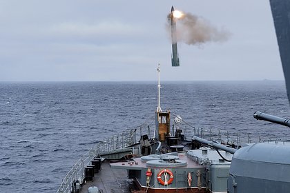 Россия нанесла групповой удар по нефтезаводу в Полтавской области