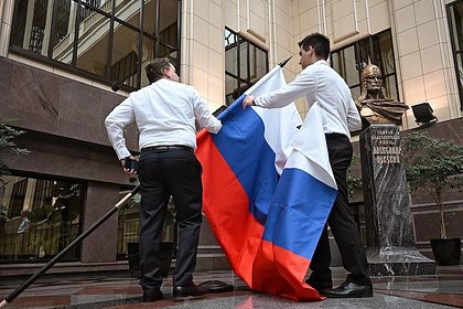В России отказались видеть в поздравлении Пентагона российский флаг