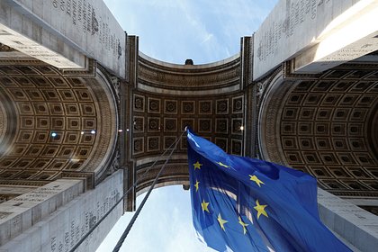 Во Франции призвали ограничить перемещения дипломатов России по ЕС