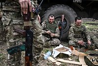 «За один день отдаешь ползарплаты» Сколько стоит жизнь солдат на СВО и на что они тратят свои деньги?