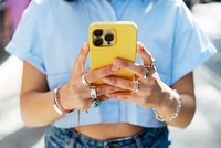 Все, что нужно знать про iOS 26. Когда iPhone получат обновление и что особенного в дизайне «Жидкое стекло»?