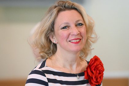 Захарова ответила премьеру Италии на слова о смене власти в Иране
