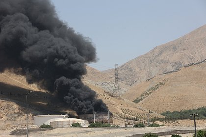 Иран начал в спешке вывозить нефть из-за угрозы ракетных ударов Израиля