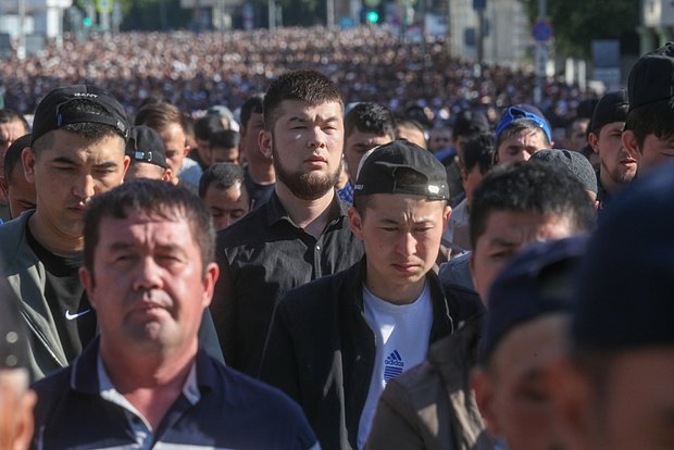 В 2024 году в РФ прибыли 6,3 млн мигрантов, из них только половина - с целью работы