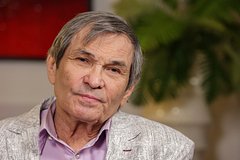 Бари Алибасов