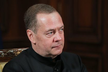 Медведев заявил о пропаже на Украине трети полученного от США оружия