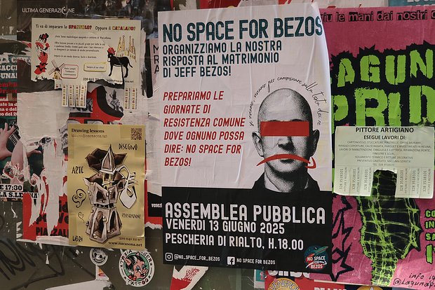 Джефф Безос и Лорен Санчес перенесли свадьбу из-за протестов в Венеции