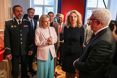 Ольга Любимова, Татьяна Голикова и Алексей Левыкин (слева направо)