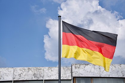 В Германии объяснили планы создавать оружие с Украиной