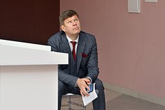 Дмитрий Губерниев