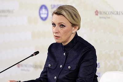Захарова раскритиковала «вашингтонские приказы» о ценах на нефть