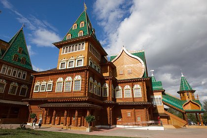 В руках посетителя музея-заповедника в Москве произошел взрыв