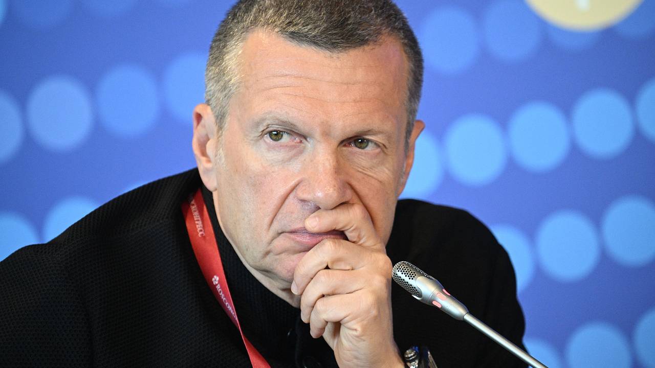 https://icdn.lenta.ru/images/2025/06/26/14/20250626142248262/wide_16_9_68be80994eb6d1ad17a94b2c034d61c9.jpg