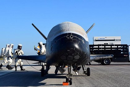 США профинансируют способный сбросить атомную бомбу на Россию аппарат