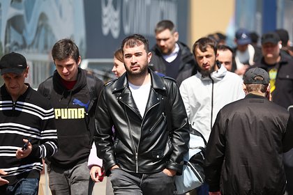 Почти половина приехавших в Россию мигрантов поставила шариат выше светских законов