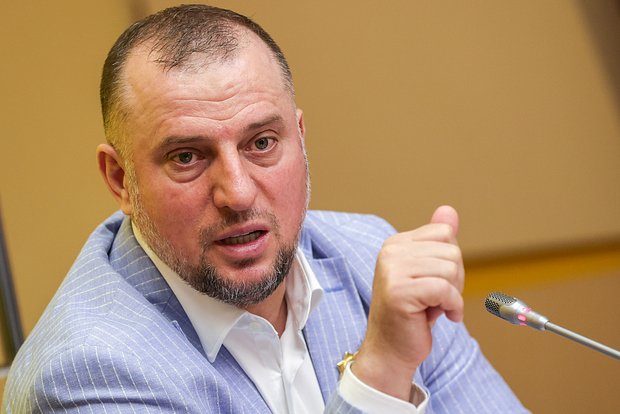 Апти Алаудинов