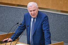 Анатолий Аксаков