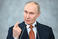 «Мы заплатили за это инфляцией». Путин раскрыл расходы России на оборону и объявил, что их планируют сократить 
