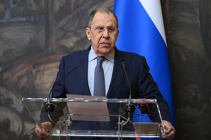 Лавров пожалел о необходимости работать вместо отдыха
