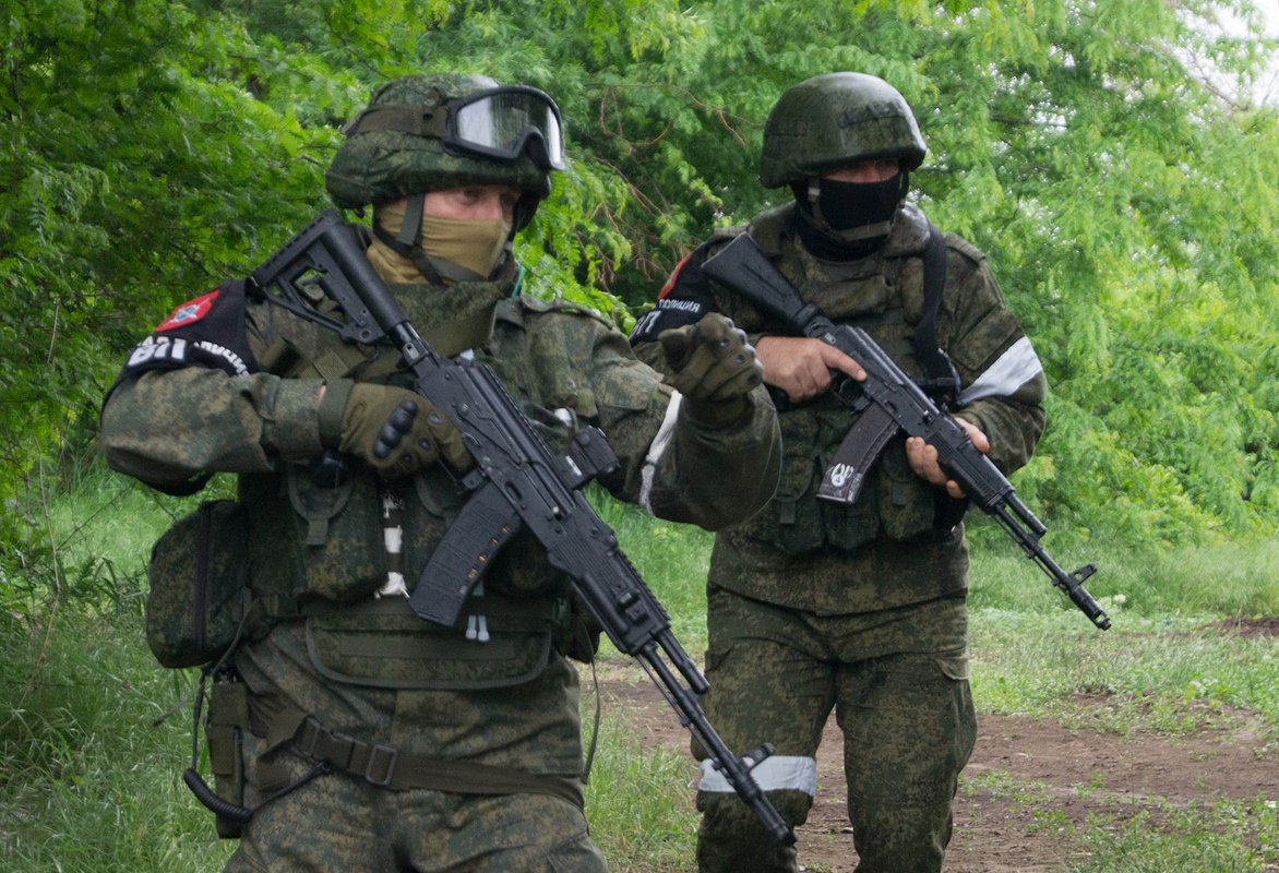 «Им так было по кайфу». Чеченские бойцы напали на сотрудников военной полиции. Военкоры потребовали навести порядок