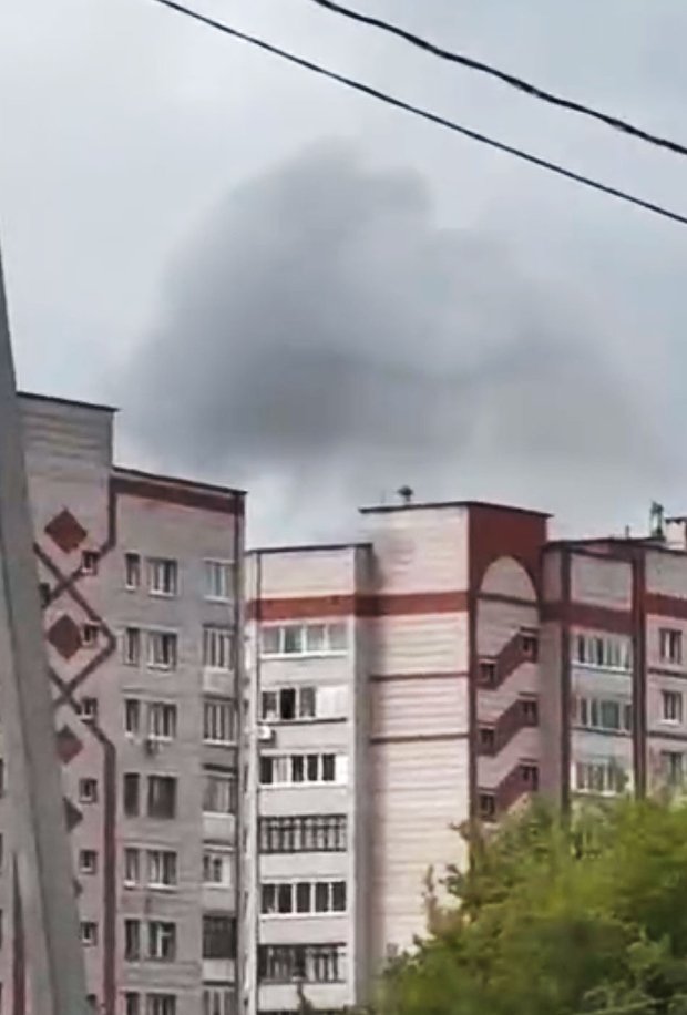 Дым, предположительно, от сбитого над Ижевском беспилотника
