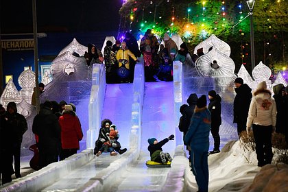 Длинные новогодние каникулы назвали вредными для российской экономики