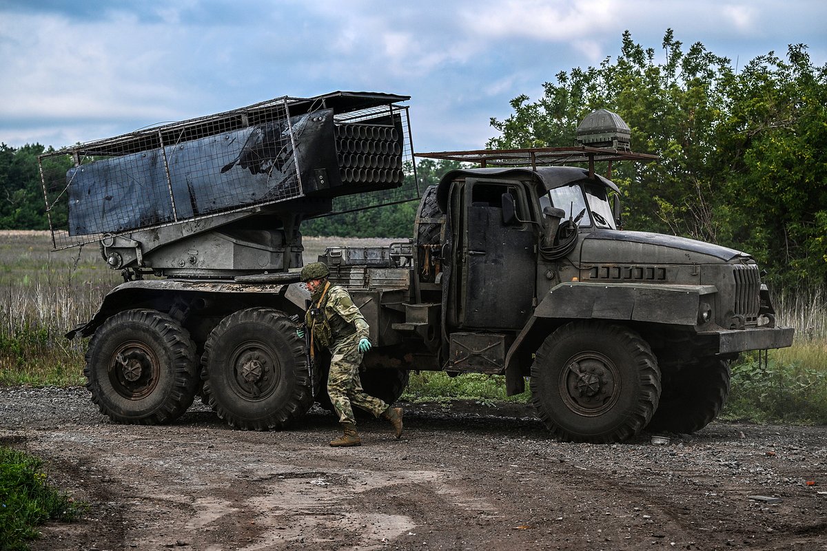 Боевая работа расчета РСЗО «Град» группировки войск «Центр», Россия, 1 июля 2025 года