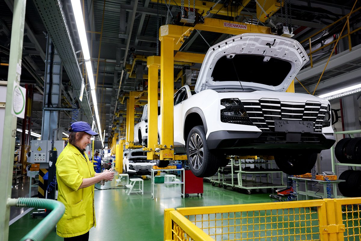 Производство автомобилей китайского бренда Jetour на заводе «Автотор» в Калининграде. Первой моделью бренда стал городской кроссовер Jetour Dashing