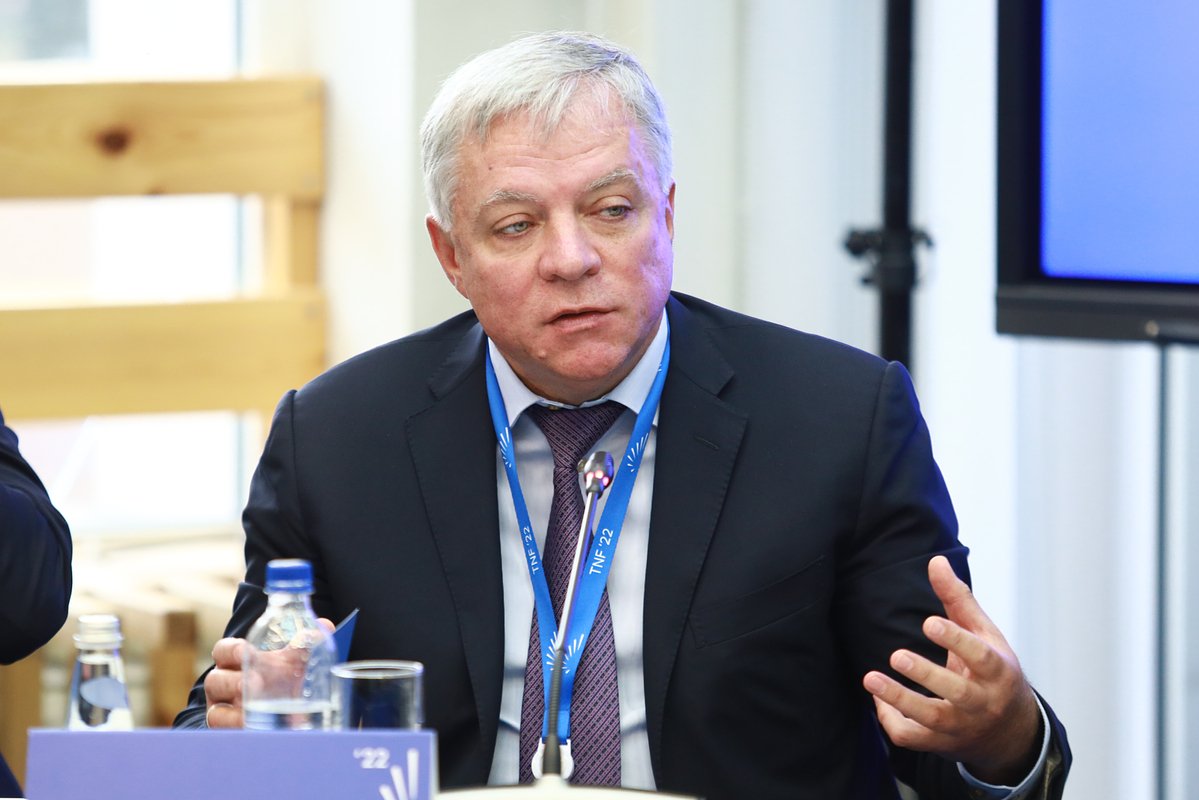 Андрей Бадалов