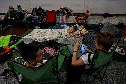 Жители Киева приготовились ночевать в метро